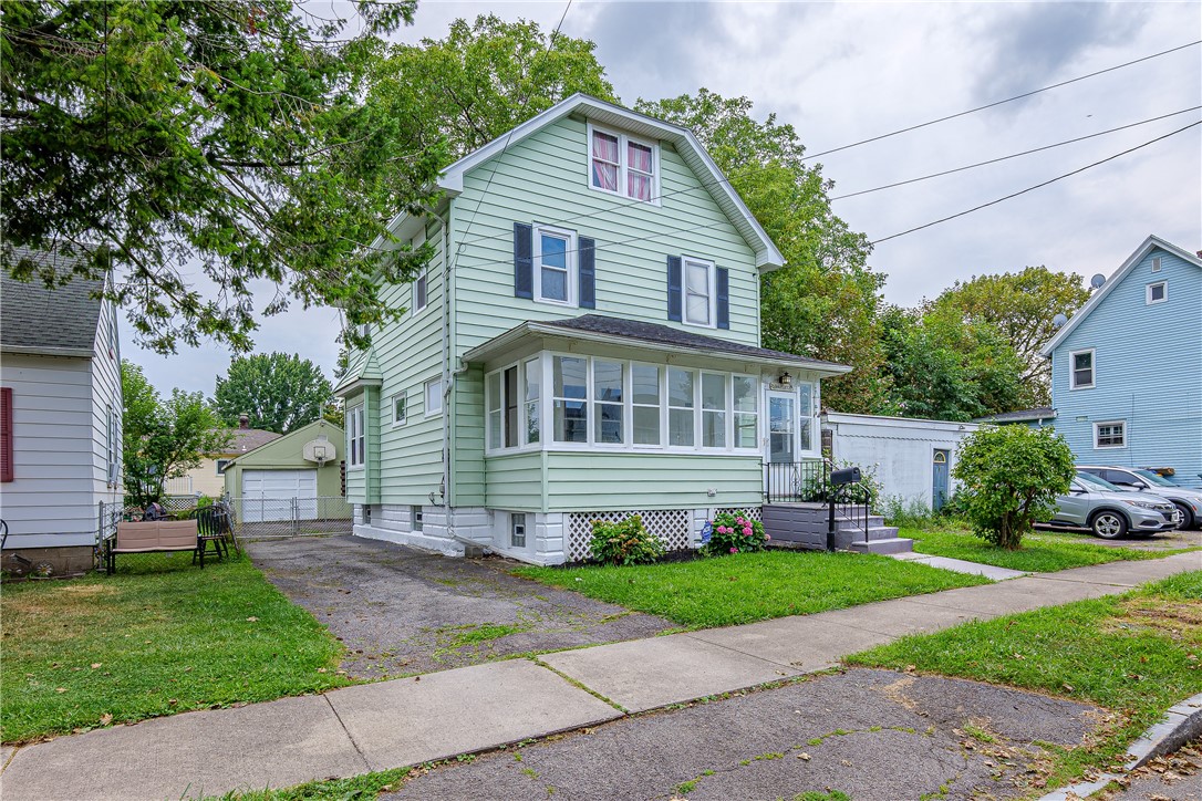 19 Traver Circle Rochester, NY 14609 - Photo 4 of 43 Gallery Image 4