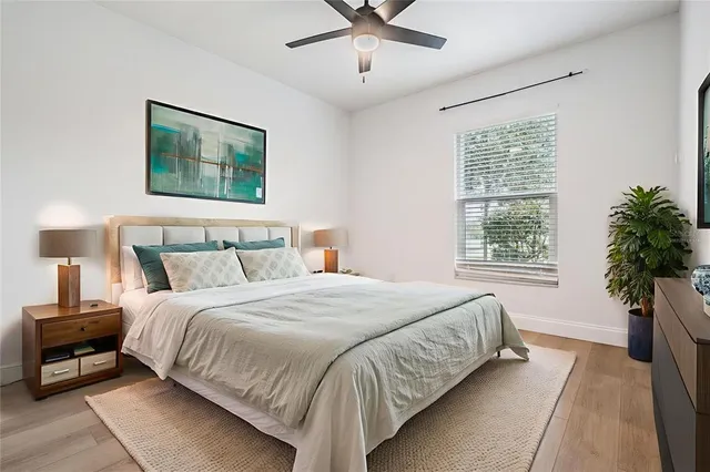 $350,000 | 404 Regal Park Drive, Valrico, FL 33594