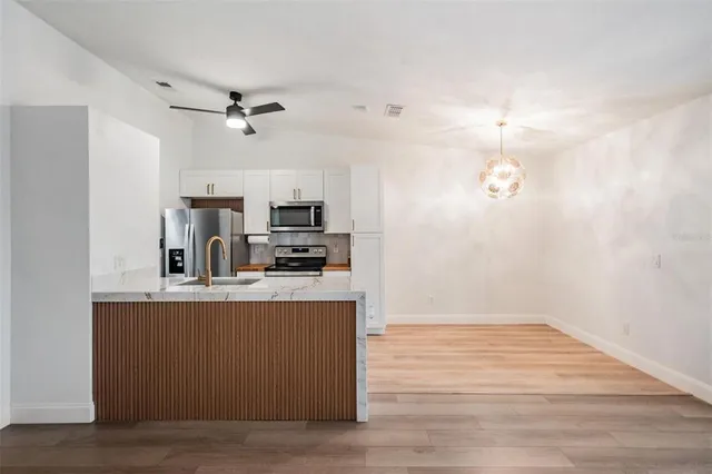 $350,000 | 404 Regal Park Drive, Valrico, FL 33594