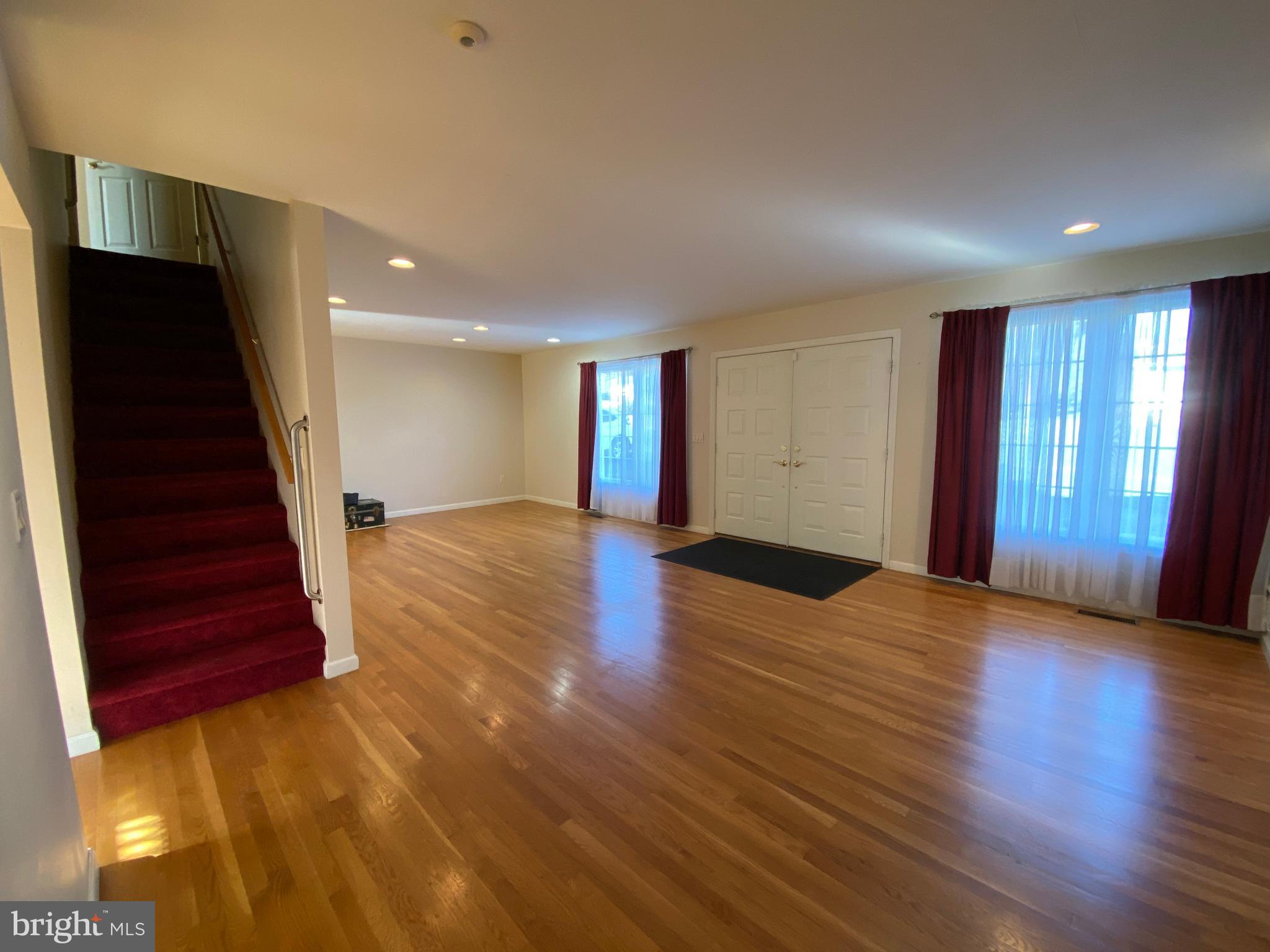 12404 Gramlich Road Southwest La Vale, MD 21502 - Photo 14 of 61 Main Floor Entry