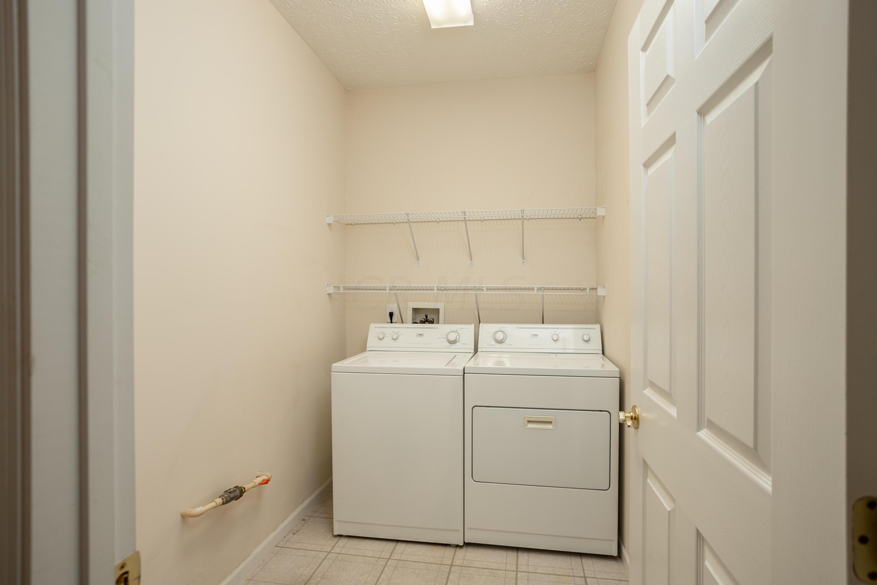 3691 Stoneway Point Powell, OH 43065 - Photo 10 of 29 _MG_4998-Edit