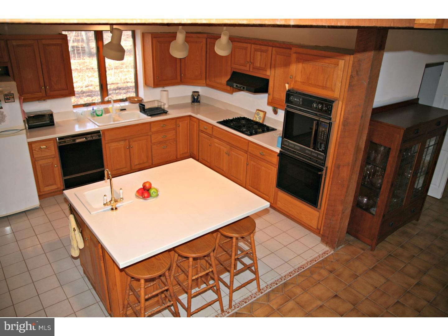 810 Ridge Valley Road Sellersville, PA 18960 - Photo 14 of 25 Kitchen