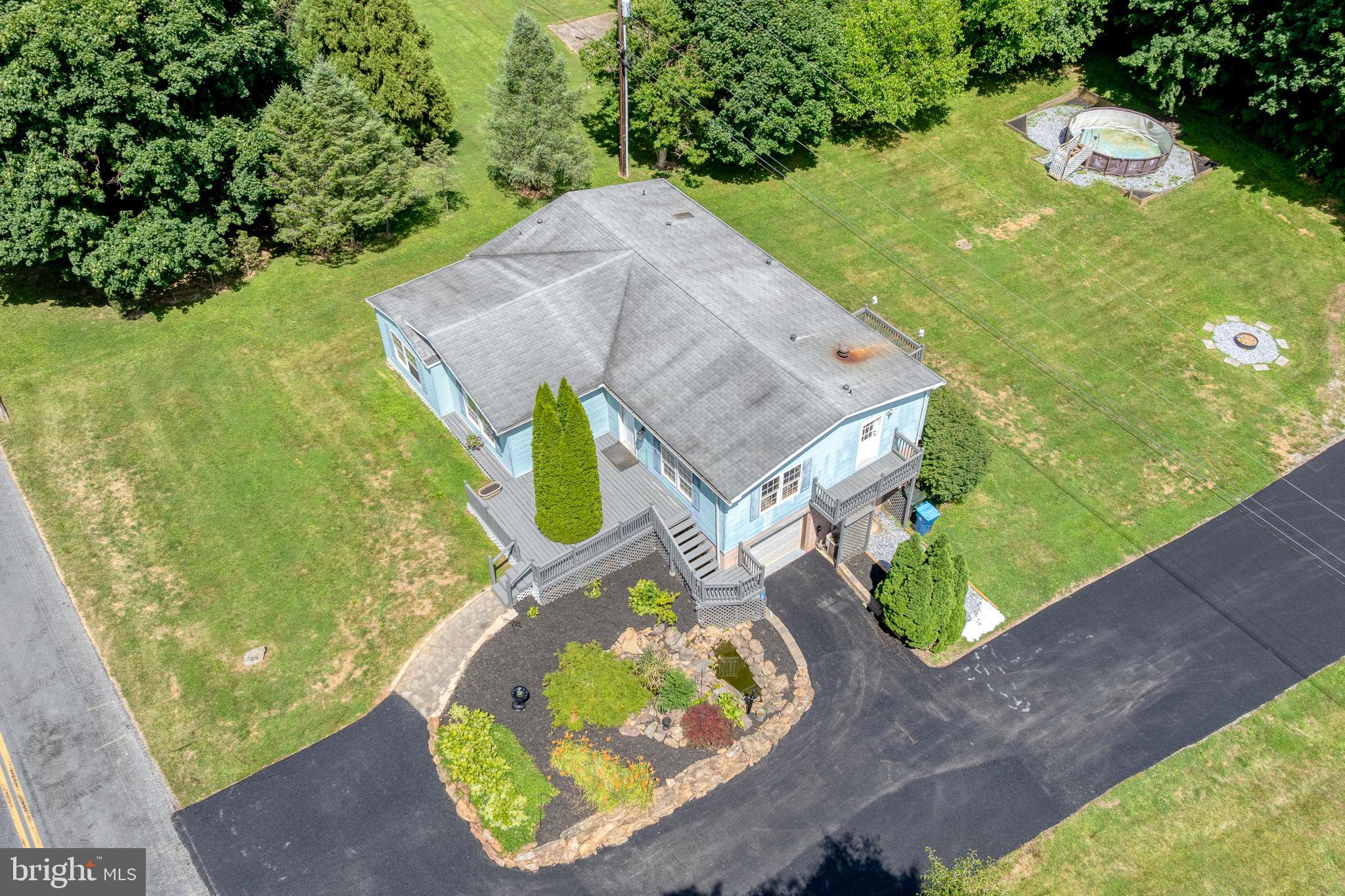 69 Gilbert Road Red Lion, PA 17356 - Photo 2 of 59