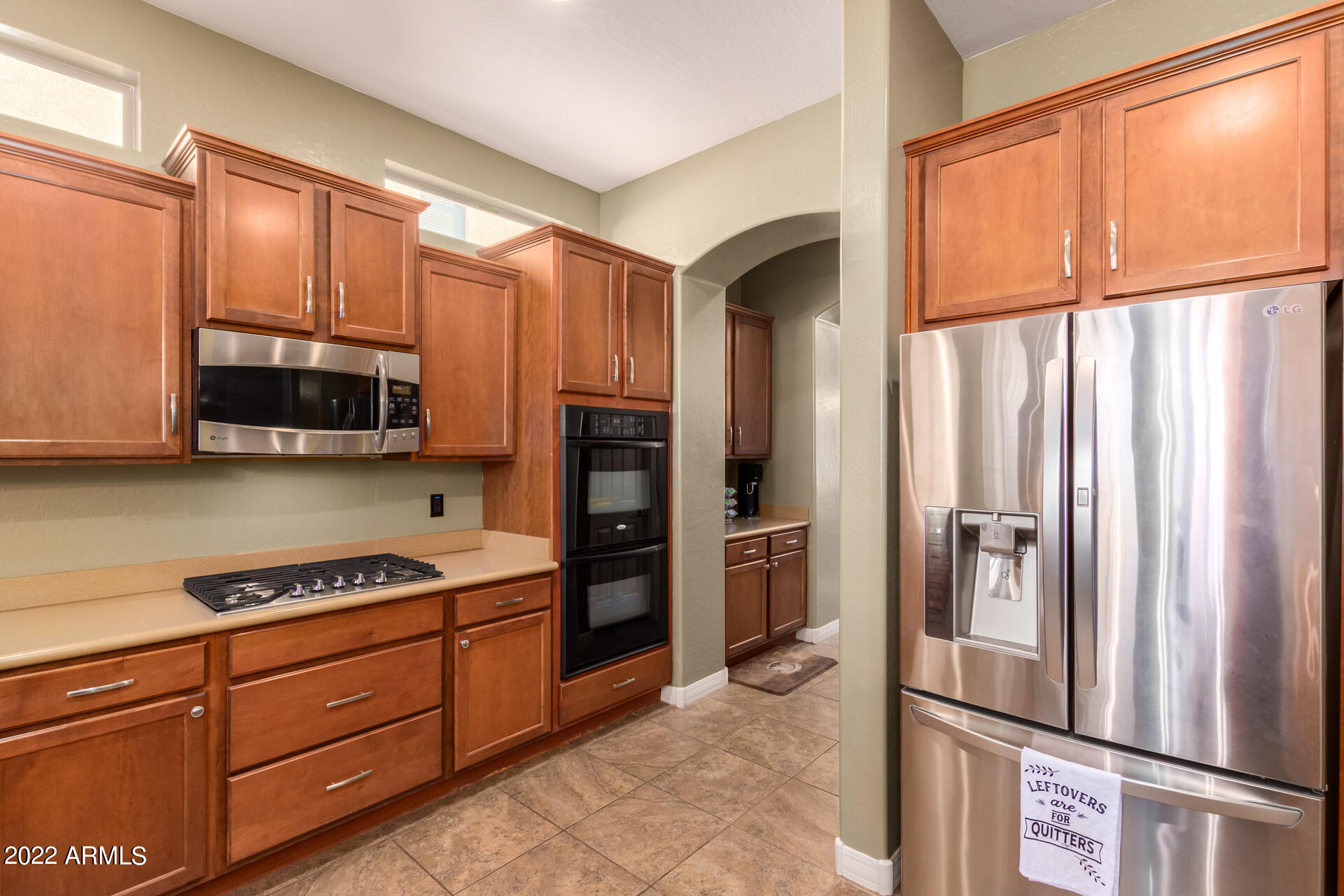 3144 East Lynx Way Gilbert, AZ 85298 - Photo 16 of 65 Kitchen