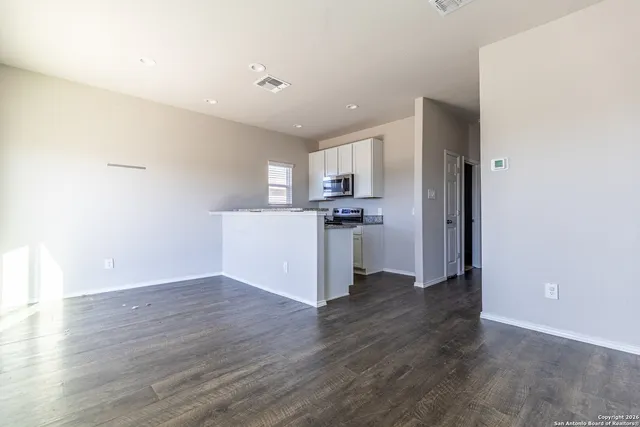 $1,450 | 7427 Capstone, San Antonio, TX 78244