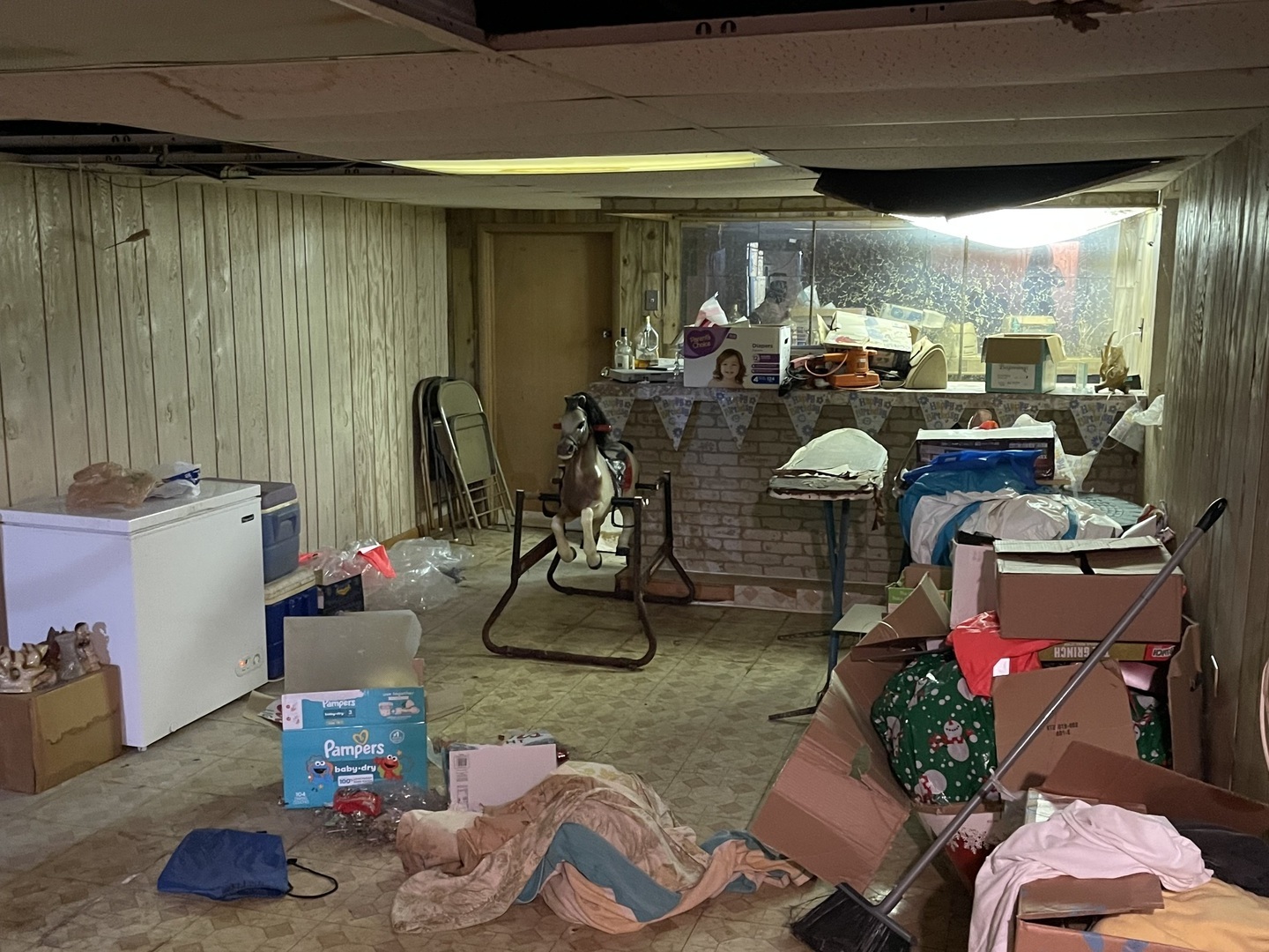1512 North Linder Avenue Chicago, IL 60651 - Photo 11 of 19 a room with gym equipment and a table