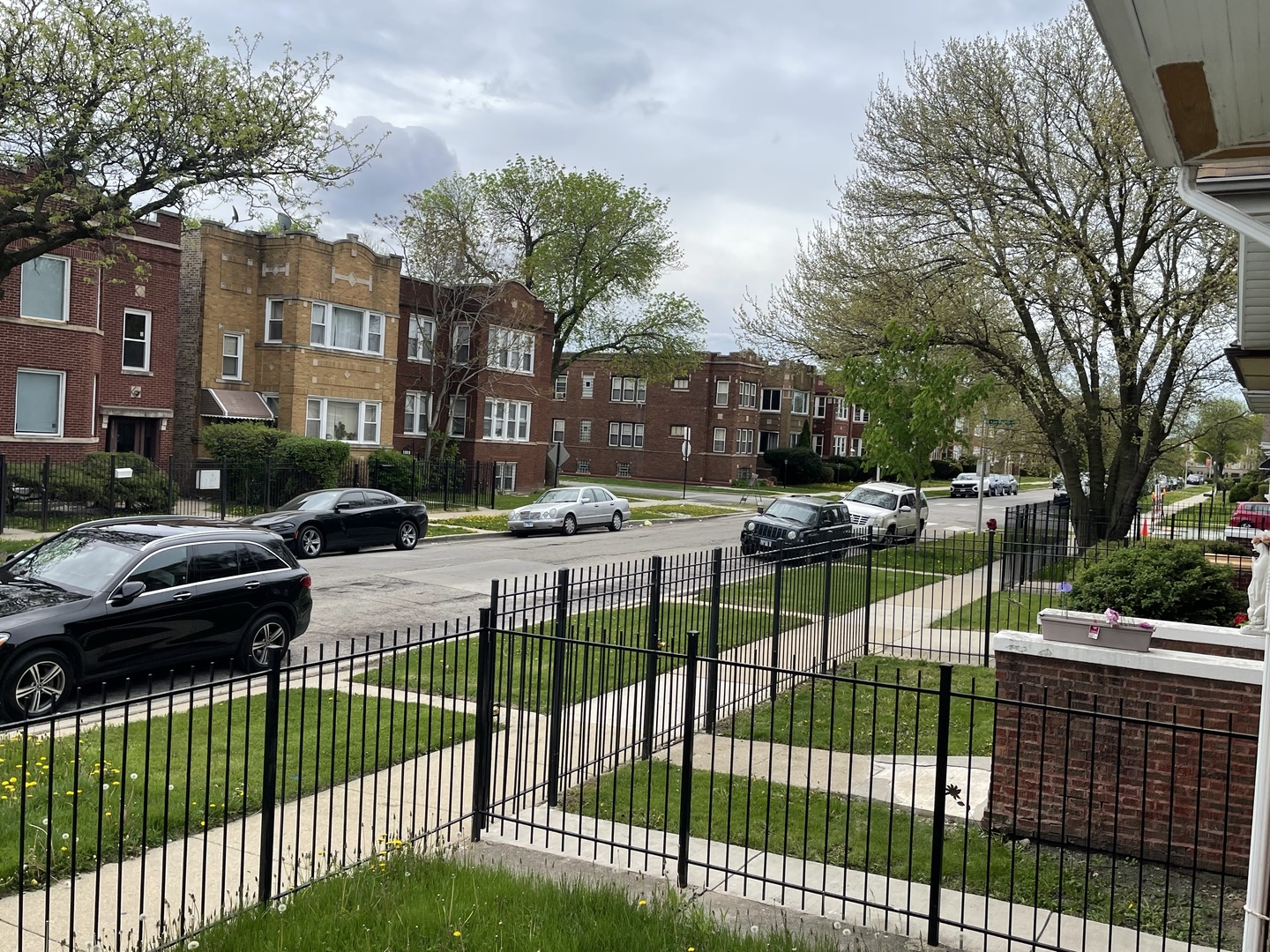 1512 North Linder Avenue Chicago, IL 60651 - Photo 6 of 19 a view of a street with a building in the background