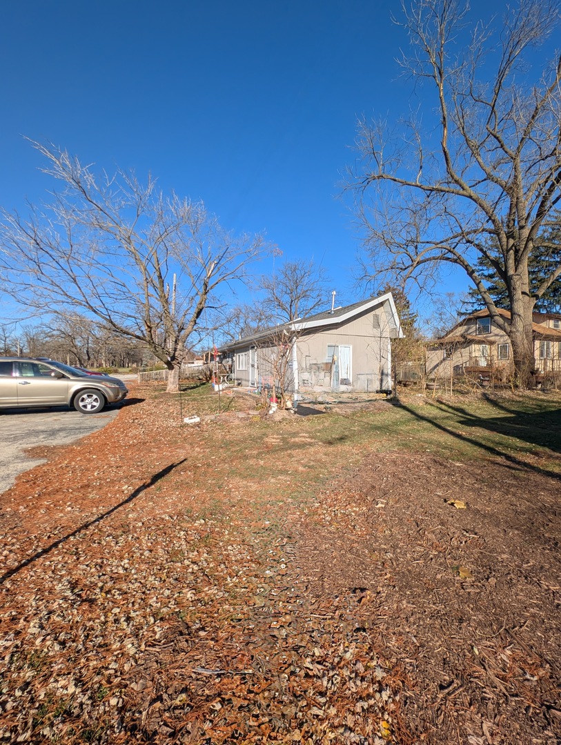 1824 Cobb Boulevard Kankakee, IL 60901 - Photo 23 of 30 a house view with a street