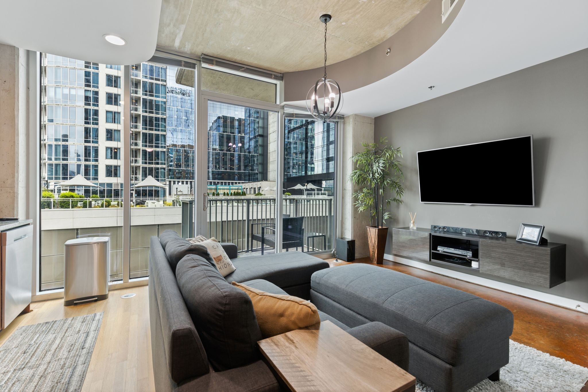 301 Demonbreun Street, Unit 908 Nashville, TN 37201 - Photo 1 of 28