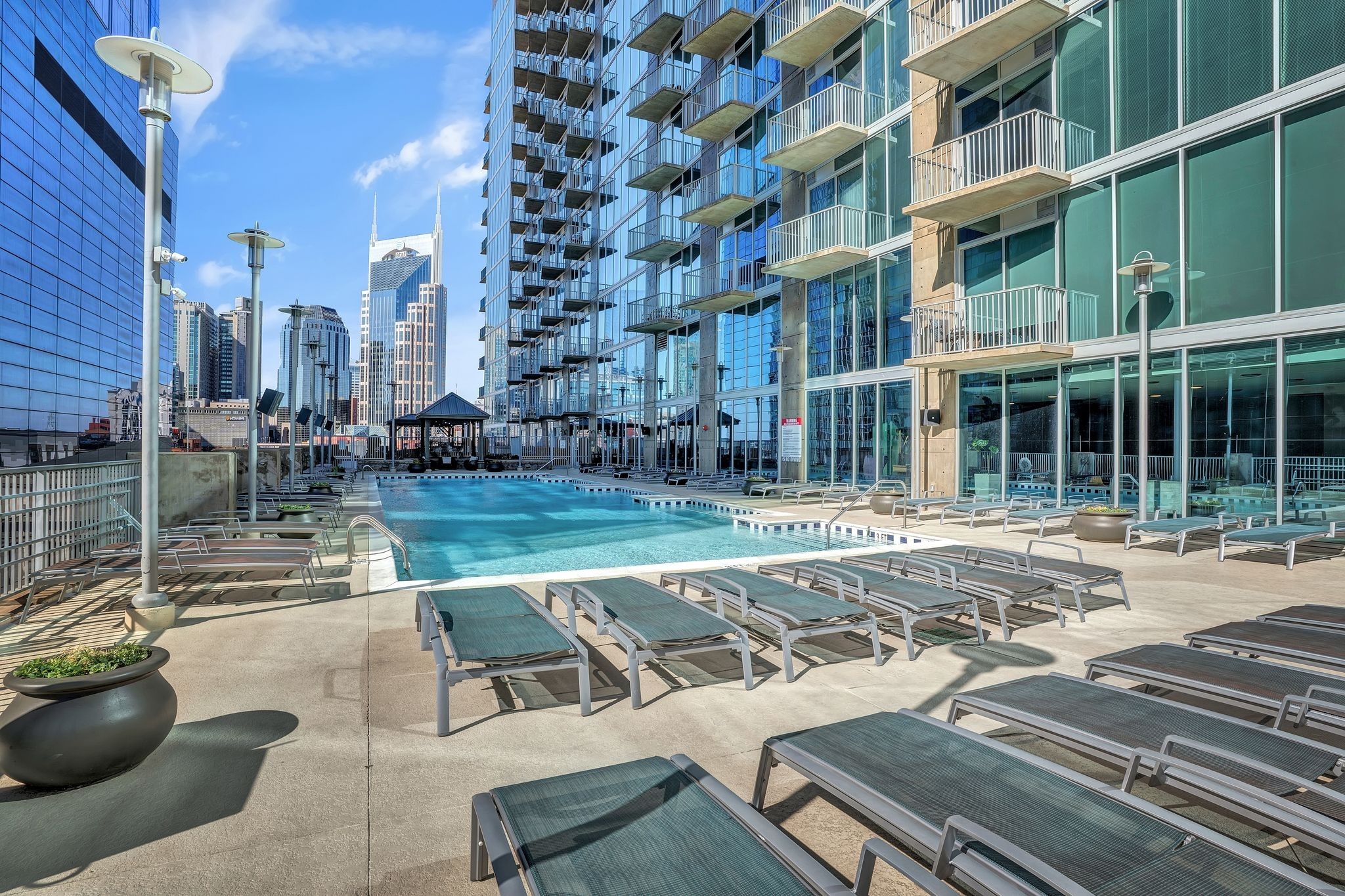 301 Demonbreun Street, Unit 908 Nashville, TN 37201 - Photo 27 of 28