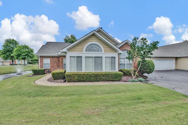 $244,900 | 1753 Appling Oaks Circle, Unit 49, Cordova, TN 38016