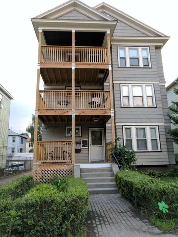 412 Grafton Street Worcester, MA 01604 - Photo 1 of 35 Gallery Image 1