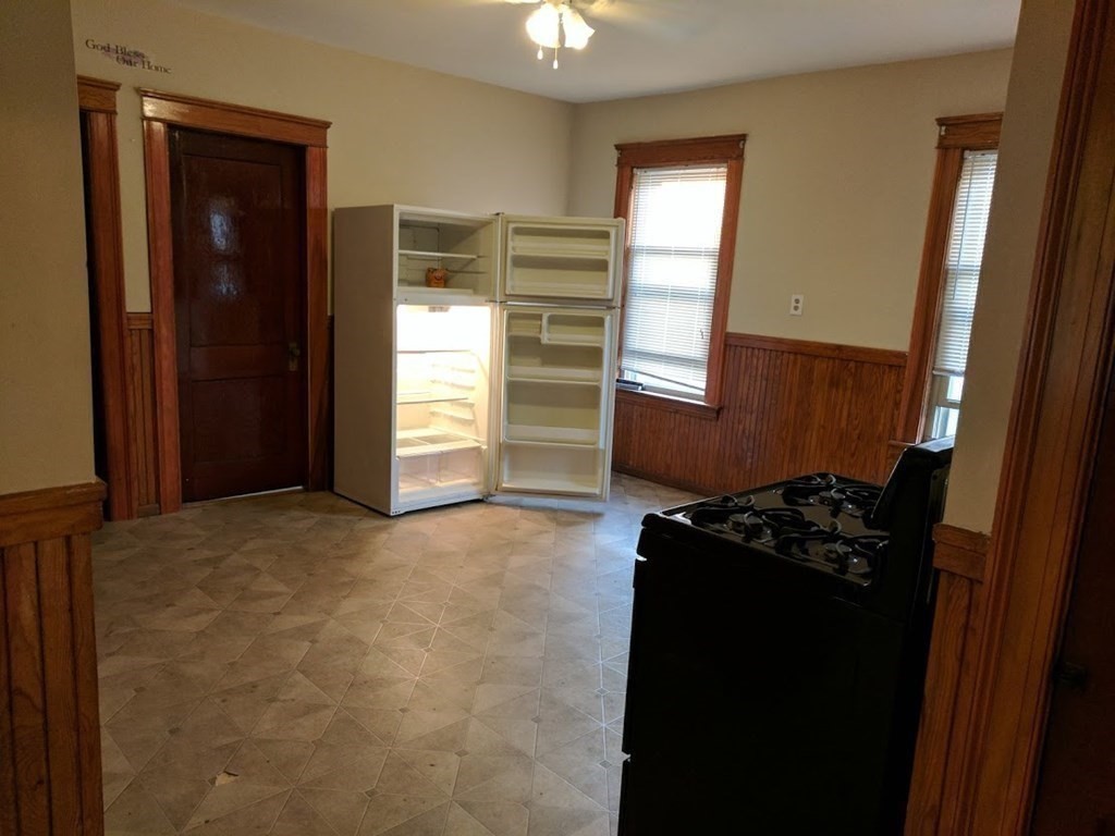 412 Grafton Street Worcester, MA 01604 - Photo 19 of 35 Gallery Image 19