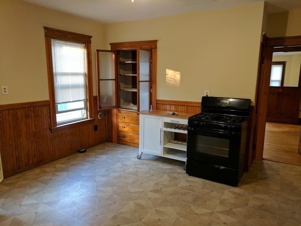 412 Grafton Street Worcester, MA 01604 - Photo 20 of 35 Gallery Image 20