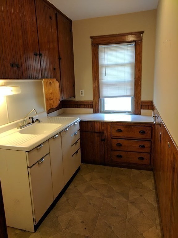 412 Grafton Street Worcester, MA 01604 - Photo 21 of 35 Gallery Image 21
