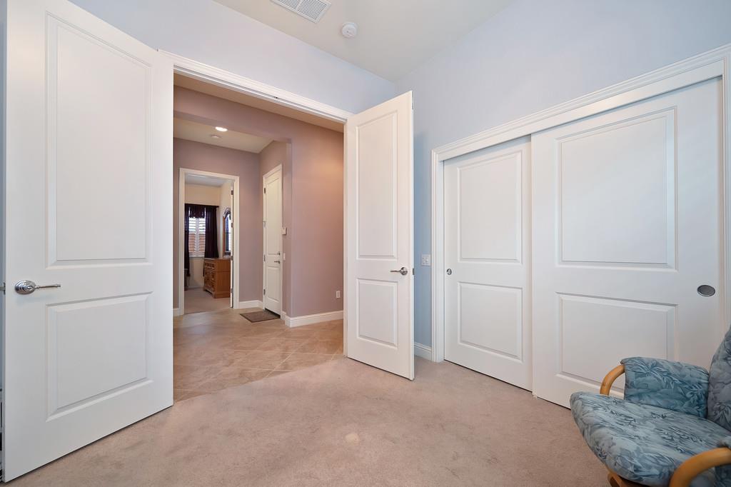 2096 Land End Loop Roseville, CA 95747 - Photo 30 of 46