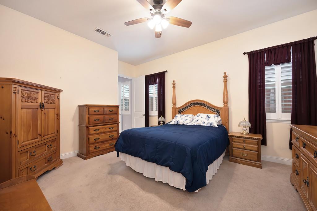 2096 Land End Loop Roseville, CA 95747 - Photo 33 of 46