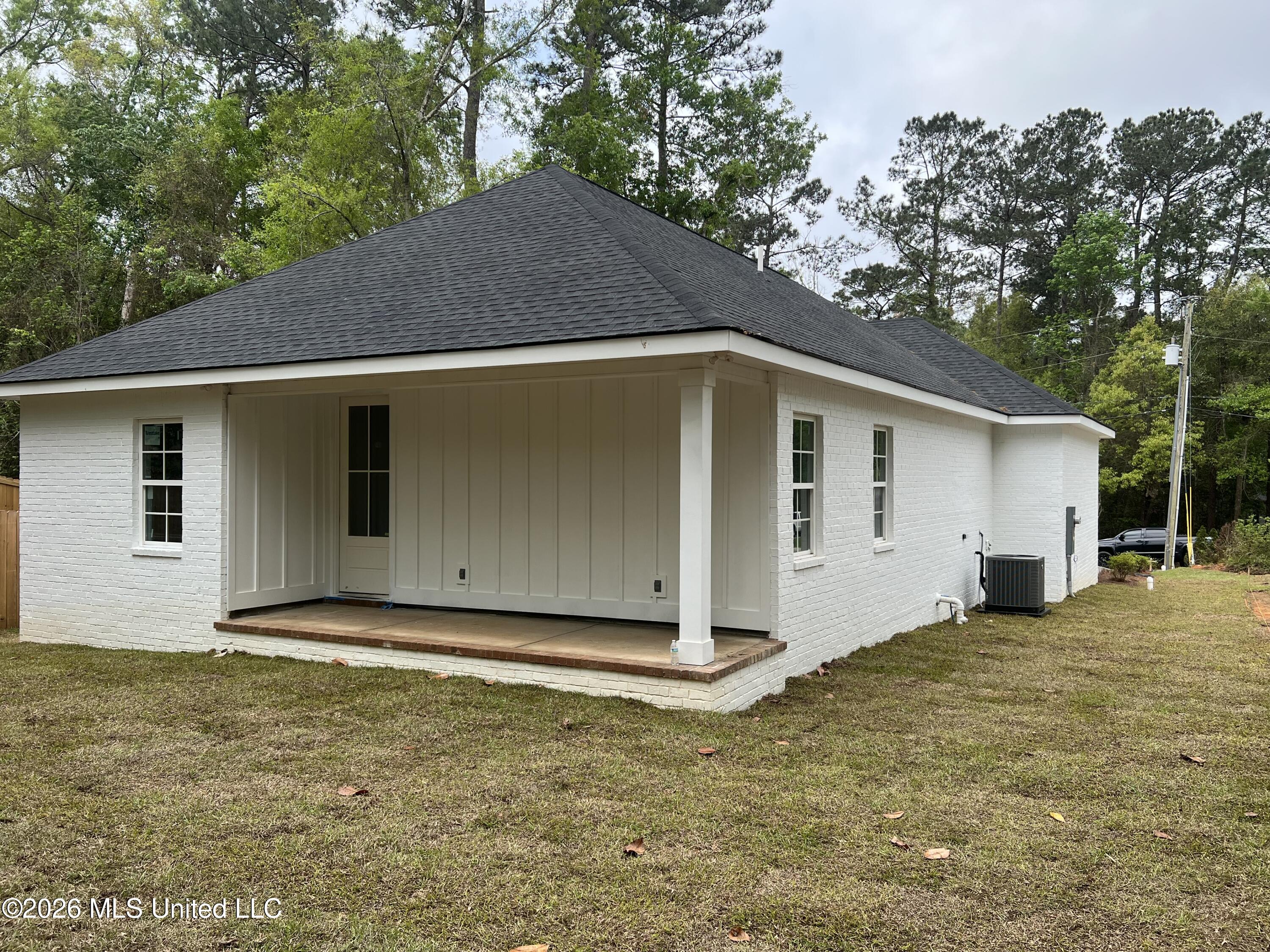 952 Kale Street Diamondhead, MS 39525 - Photo 3 of 3 IMG_4258