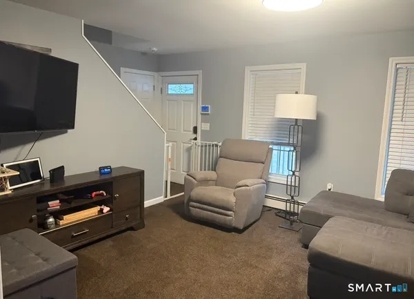 $3,500 | 939 North Main Street, Killingly, CT 06239