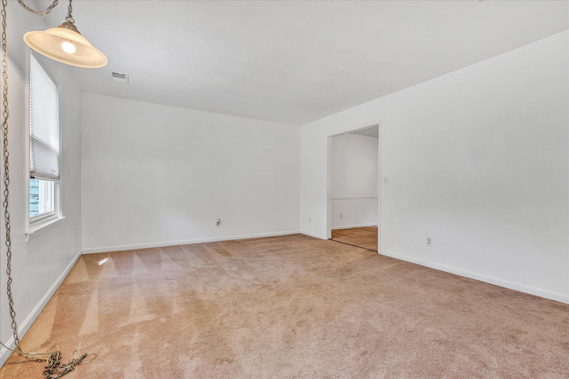 62 Timberline Drive Blue Ridge, VA 24064 - Photo 6 of 33 06-DSC3761