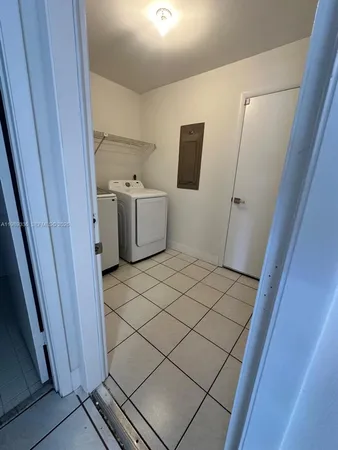 $3,300 | 9102 Southwest 113th Pl Circle East, Miami, FL 33176