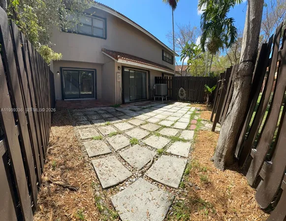 $3,300 | 9102 Southwest 113th Pl Circle East, Miami, FL 33176