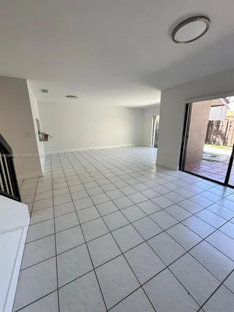 $3,300 | 9102 Southwest 113th Pl Circle East, Miami, FL 33176