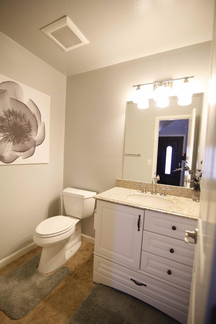 5495 Mesa Road Gilroy, CA 95020 - Photo 13 of 24 Gallery Image 13