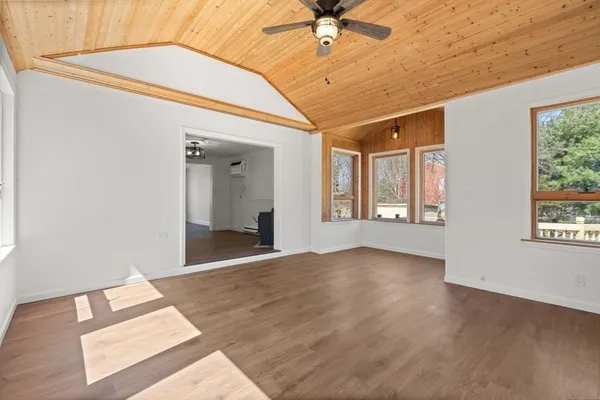 $419,999 | 855 South Main Street, Unit 855, Bellingham, MA 02019