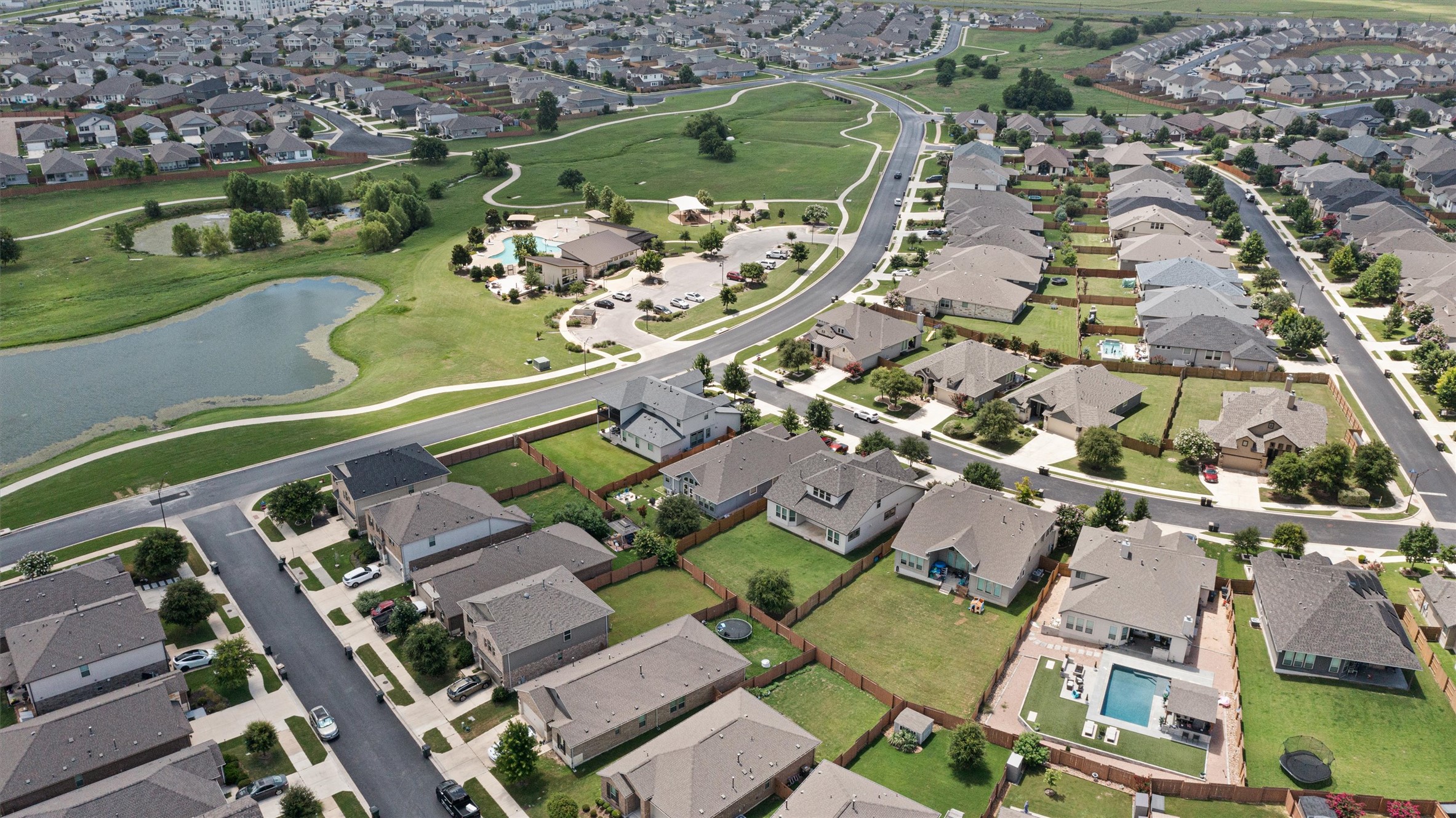 608 Muster Bend Georgetown, TX 78626 - Photo 38 of 40