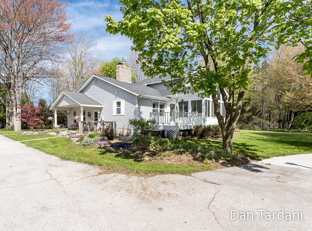 4334 South Dangl Road Muskegon, MI 49444 - Photo 7 of 86 4334SDanglRd-8LoRes