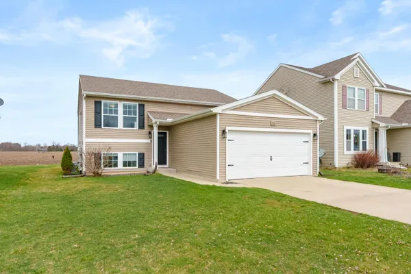 $288,500 | 1320 Gardner Pond Lane, Vicksburg, MI 49097