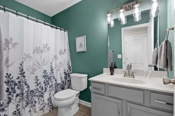 $288,500 | 1320 Gardner Pond Lane, Vicksburg, MI 49097