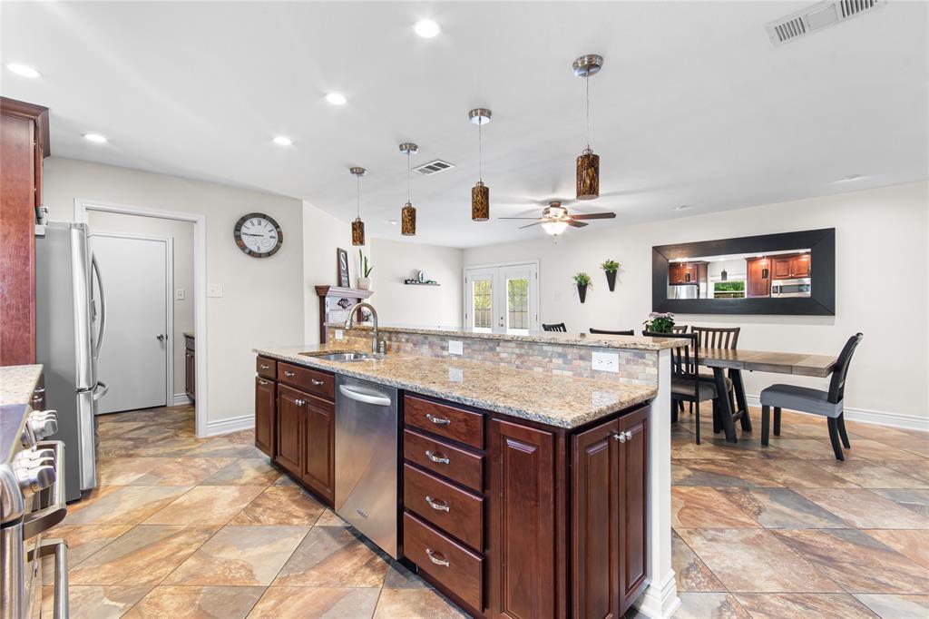2530 Springhill Drive Dallas, TX 75228 - Photo 10 of 25