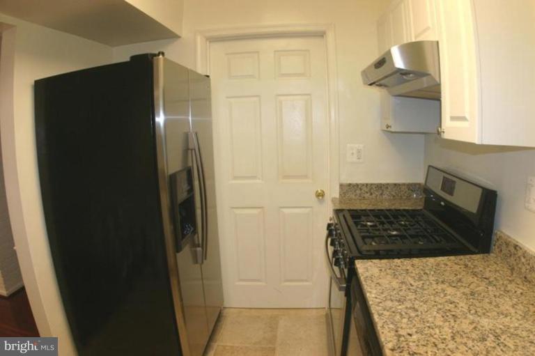 5534 Belfast Place Springfield, VA 22151 - Photo 13 of 19 Kitchen #2