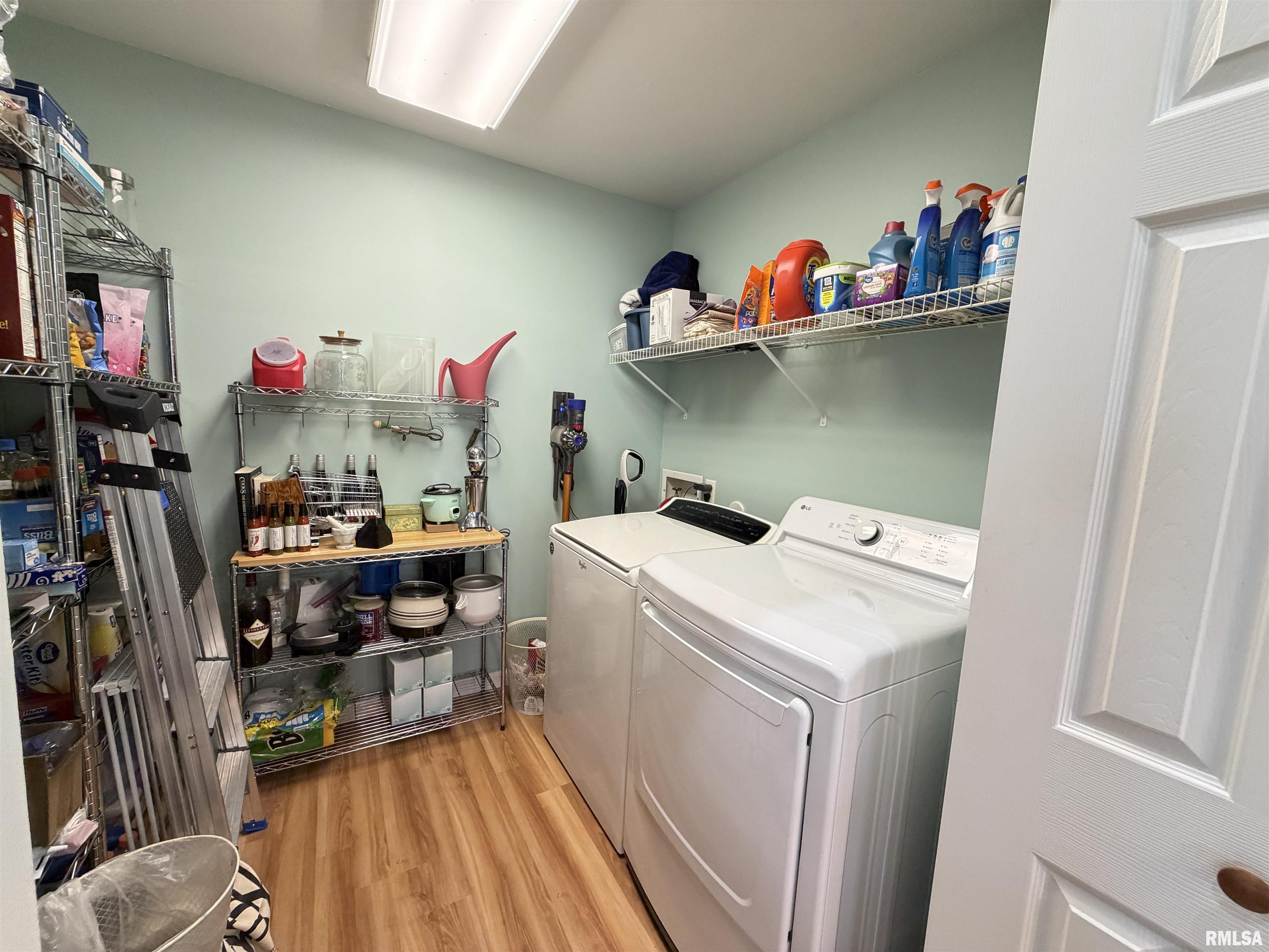 824 East 1800 N Road Taylorville, IL 62568 - Photo 13 of 55