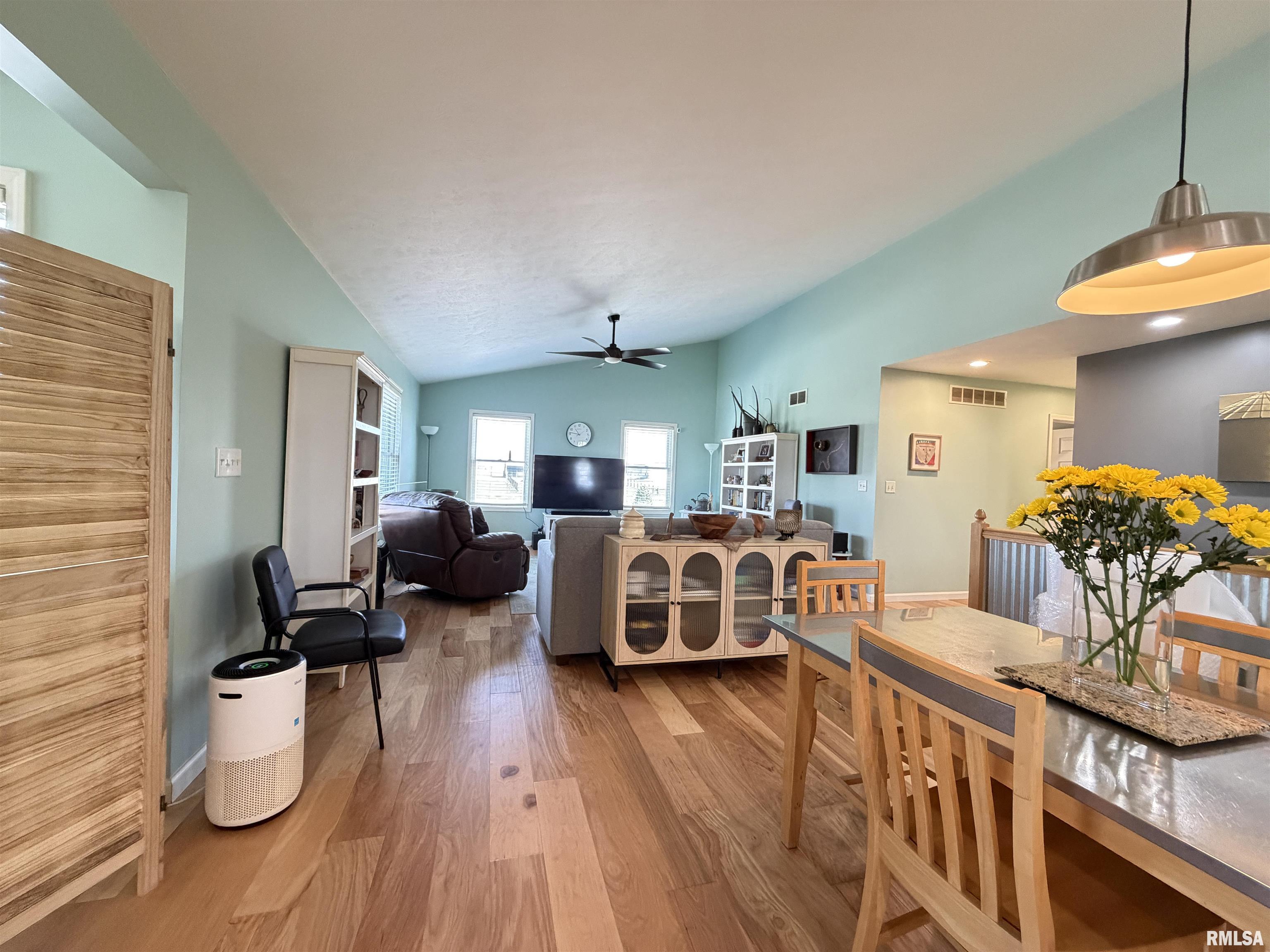 824 East 1800 N Road Taylorville, IL 62568 - Photo 15 of 55