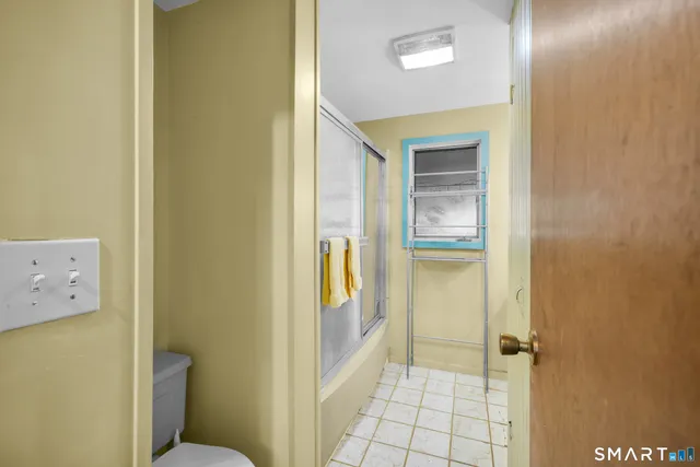 $375,000 | 90 A Rowley Road, Woodbury, CT 06798