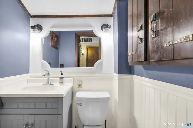 $375,000 | 90 A Rowley Road, Woodbury, CT 06798