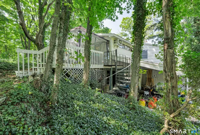 $375,000 | 90 A Rowley Road, Woodbury, CT 06798