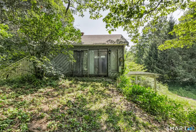 $375,000 | 90 A Rowley Road, Woodbury, CT 06798