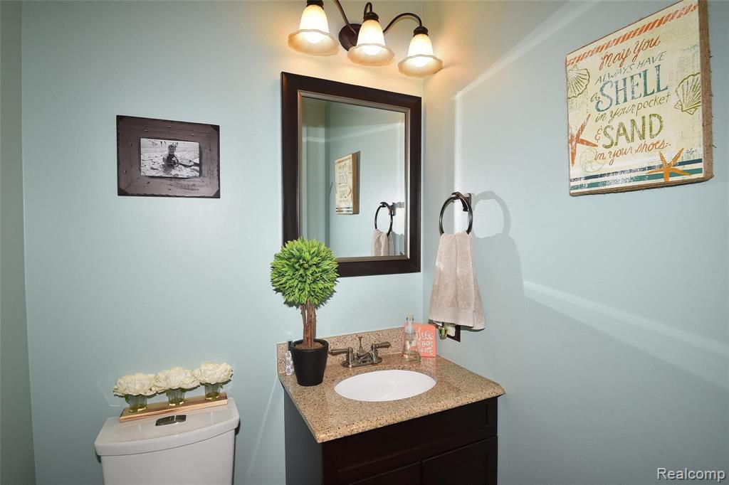 1205 Arms Court Rochester Hills, MI 48307 - Photo 19 of 38