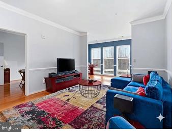 8045 Newell Street, Unit 423 Silver Spring, MD 20910 - Photo 5 of 25 Living Room