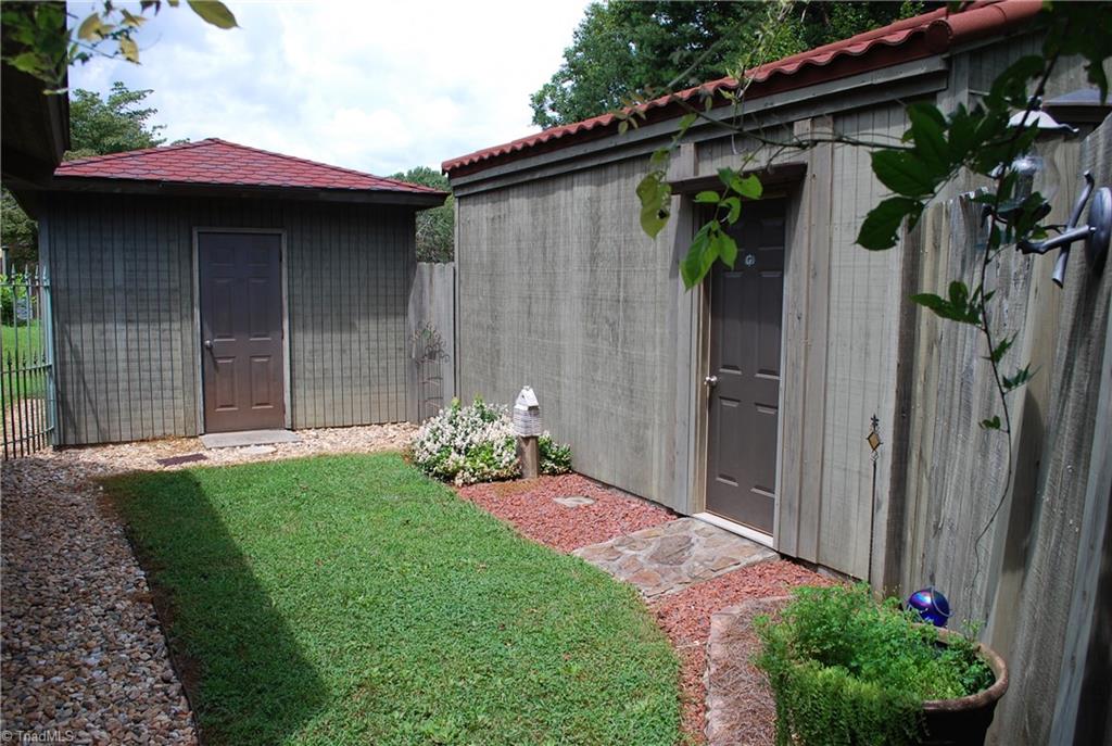 464 Turkey Foot Road Mocksville, NC 27028 - Photo 14 of 21 Gallery Image 14