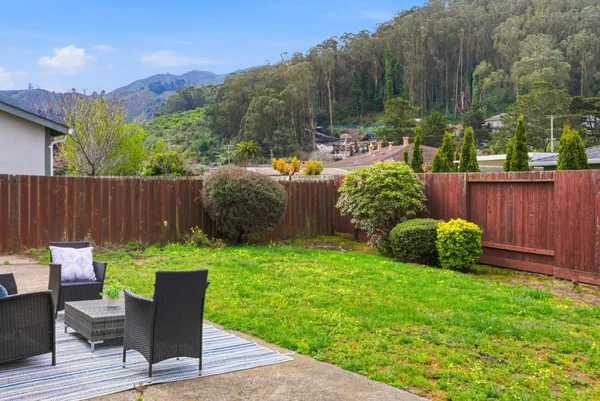 $1,095,000 | 1024 Rio Vista Drive, Pacifica, CA 94044