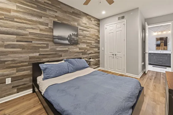 $2,000 | 7575 Kirby Drive, Unit 2103, Houston, TX 77030