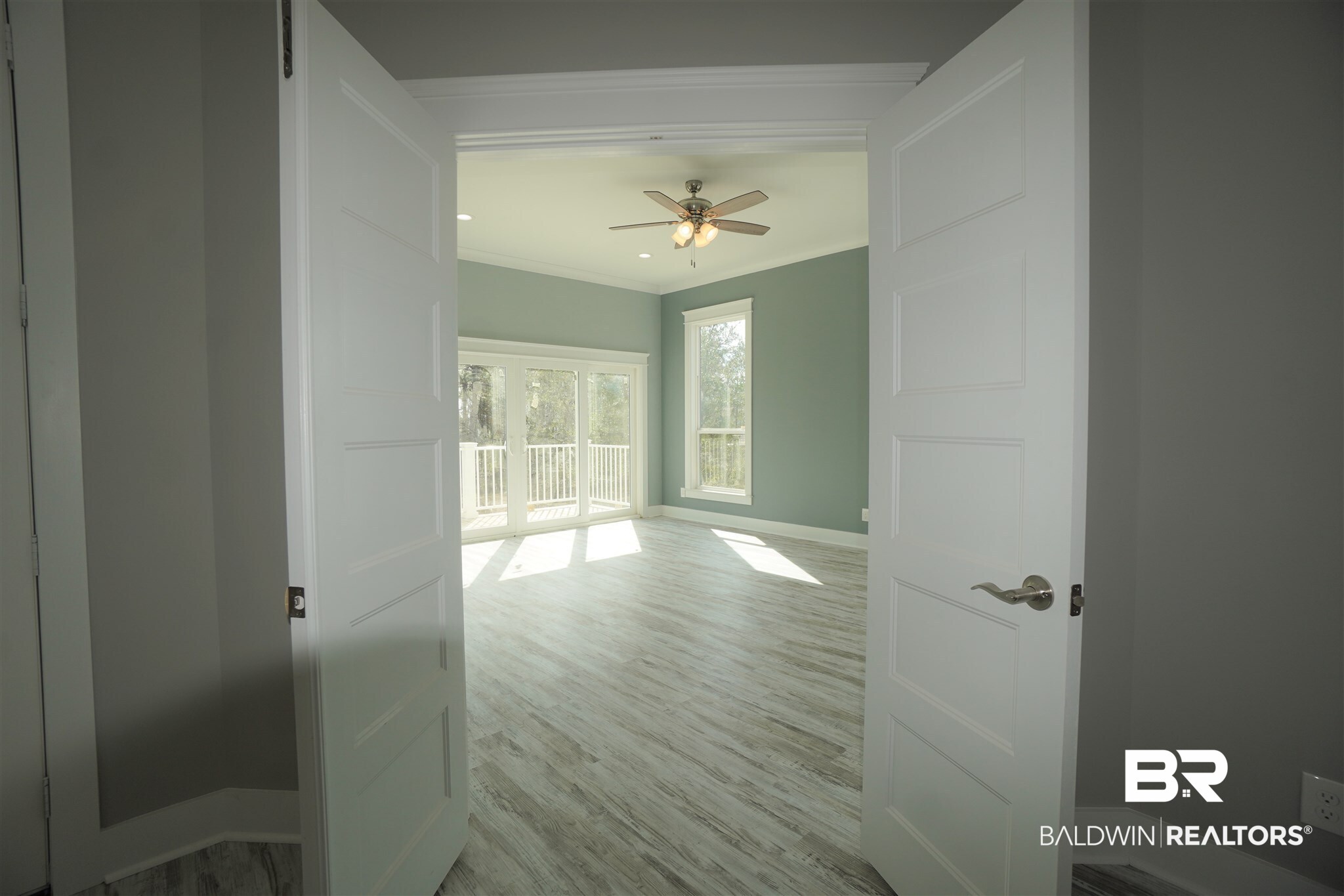 521 West Fort Morgan Road Gulf Shores, AL 36542 - Photo 15 of 48 Waterfront Master Suite