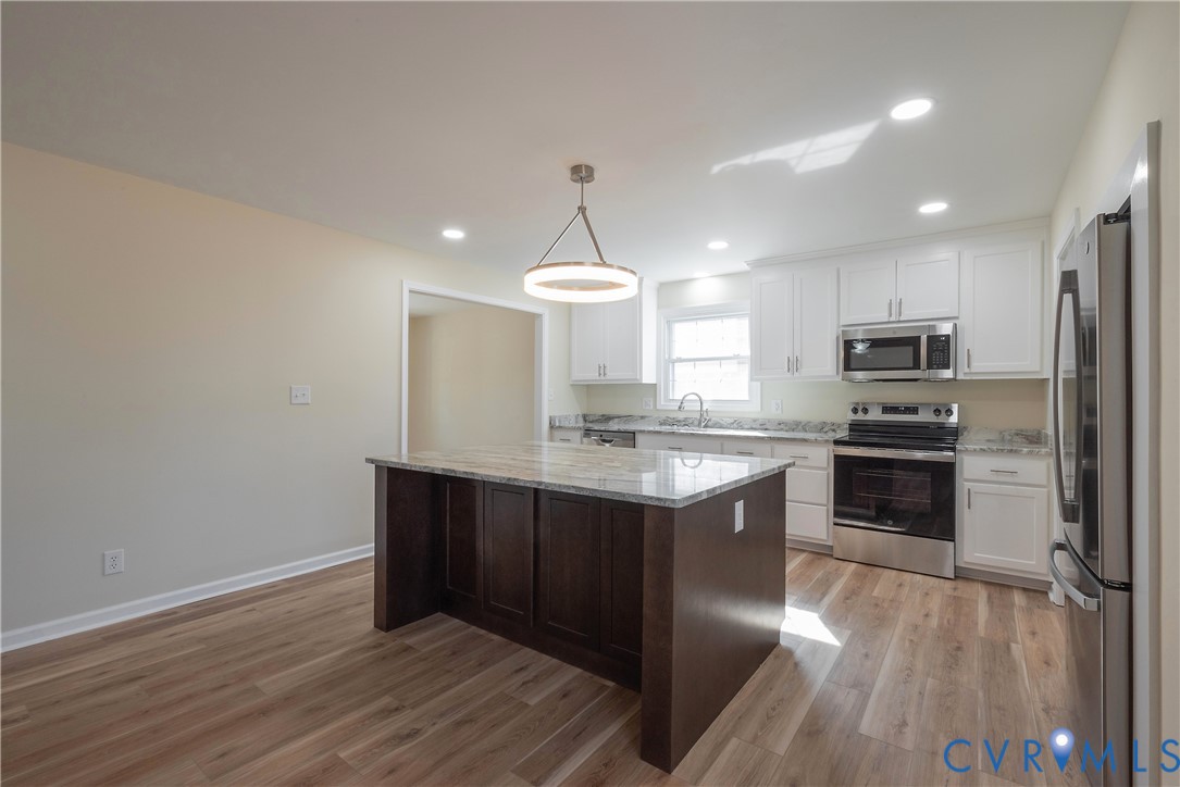 112 Princeton Road Colonial Heights, VA 23834 - Photo 12 of 46