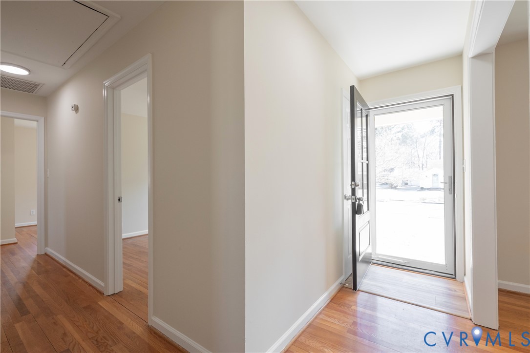 112 Princeton Road Colonial Heights, VA 23834 - Photo 18 of 46