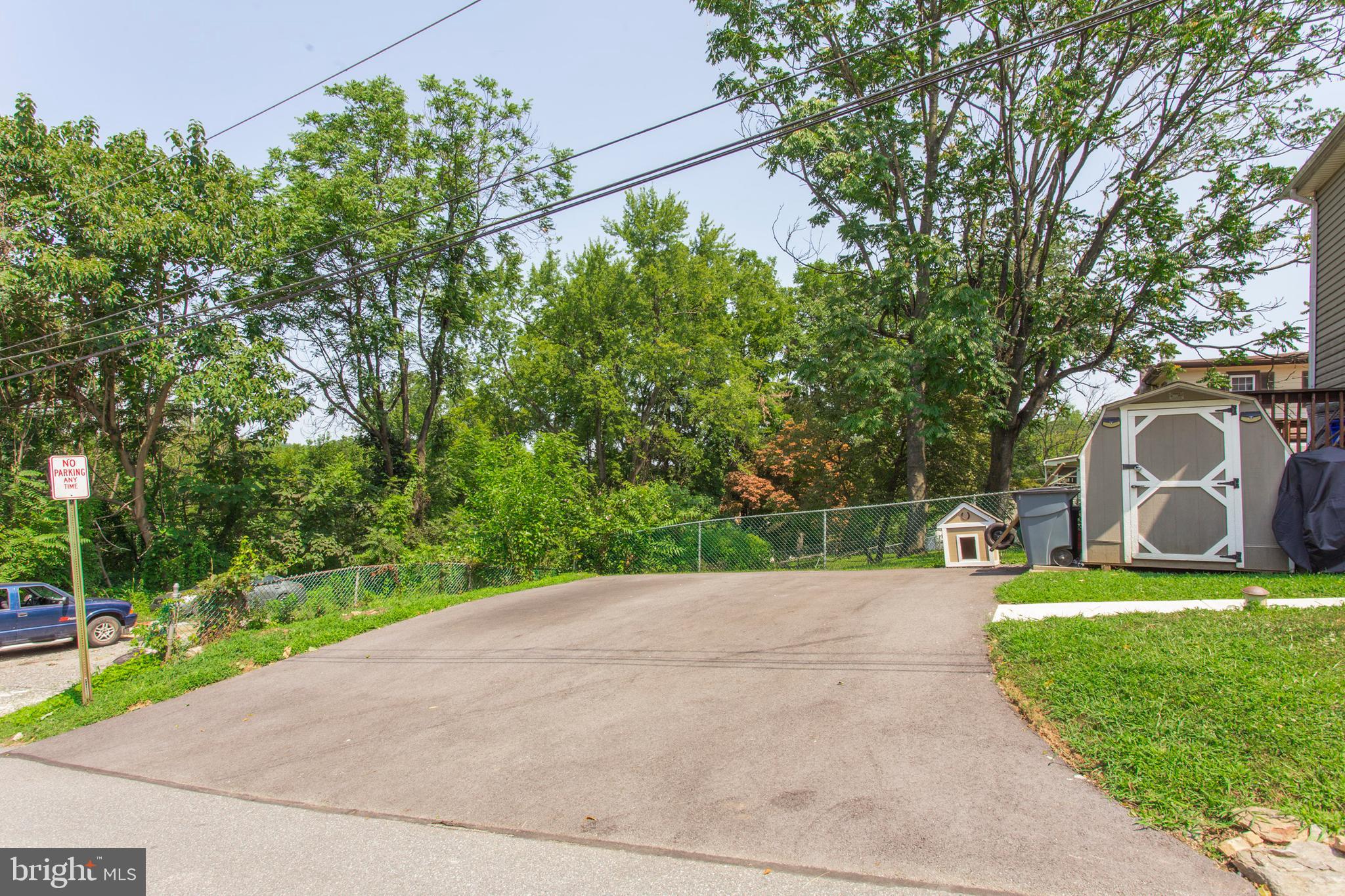828 Ellston Road Aston, PA 19014 - Photo 25 of 30